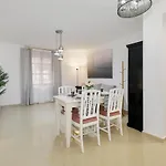 Apartamento Para Vivir Granada Con Parking